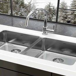 white kitchen sinks